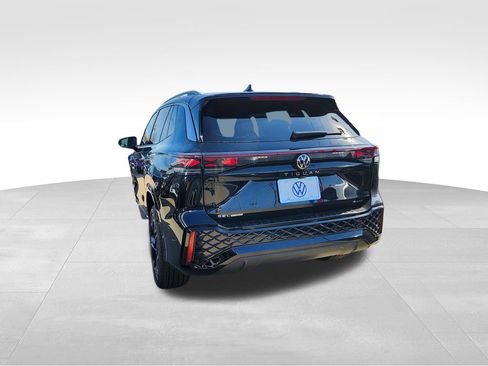 New 2026 Volkswagen Tiguan SEL R-Line image 4