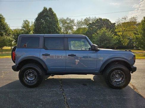 New 2024 Ford Bronco Black Diamond image 8
