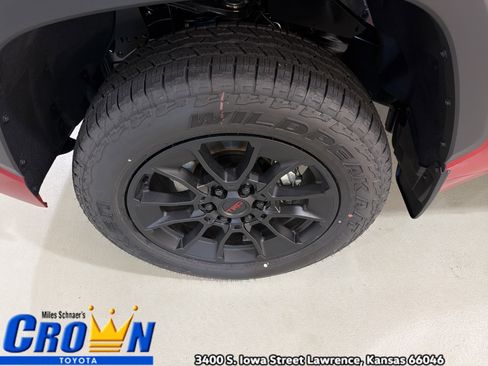 New 2026 Toyota Tundra Limited AWD/4WD image 11