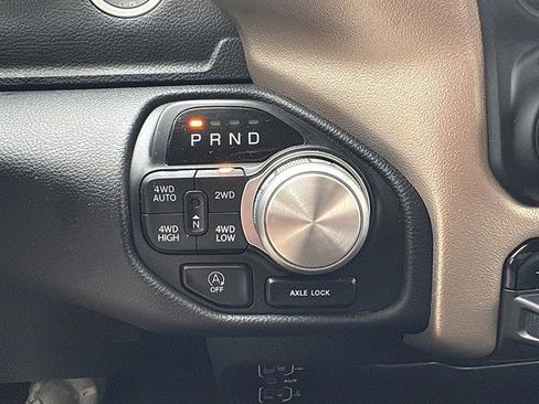 Used 2019 RAM 1500 Laramie AWD/4WD image 30