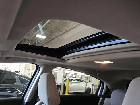 Used 2022 Honda HR-V EX image 13