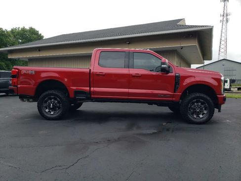 Used 2023 Ford F250 Lariat w/ Sport Appearance Package AWD/4WD image 1