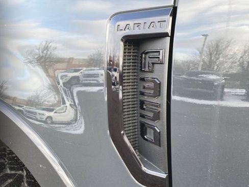 Used 2021 Ford F350 Lariat image 19