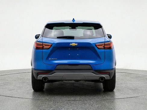 Used 2025 Chevrolet Blazer LT image 7