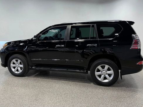 Used 2016 Lexus GX 460 w/ Navigation Package AWD/4WD image 17