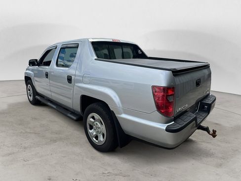 Used 2010 Honda Ridgeline RT image 4