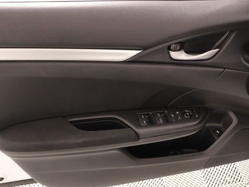 Used 2020 Honda Civic LX image 14