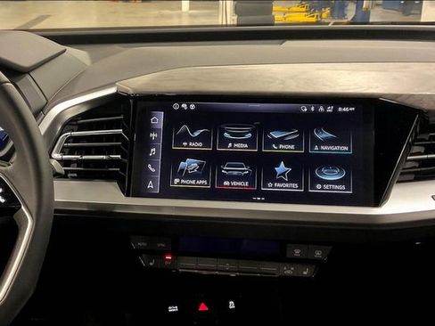 Used 2025 Audi Q4 e-tron Premium Plus w/ Premium Plus image 6