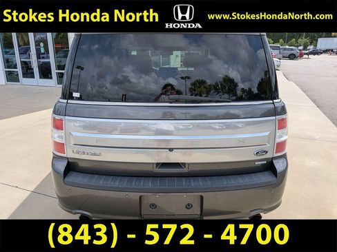 Used 2017 Ford Flex Limited w/ Equipment Group 303A AWD/4WD image 10