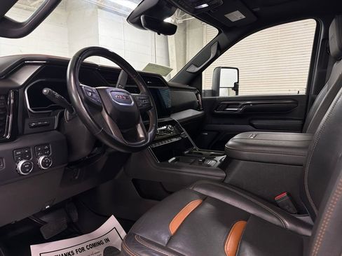 Used 2024 GMC Sierra 2500 AT4 w/ AT4 Premium Plus Package image 6
