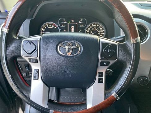 Used 2020 Toyota Tundra SR5 w/ SR5 Upgrade Package AWD/4WD image 20