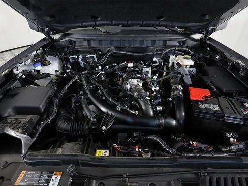 Used 2023 Ford Bronco Wildtrak image 43