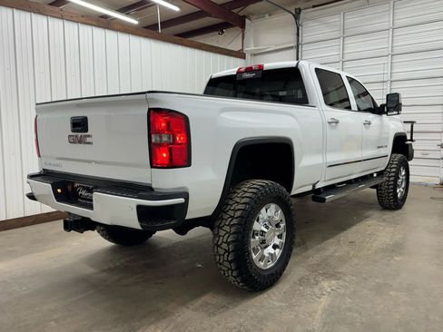 Used 2016 GMC Sierra 2500 Denali w/ Driver Alert Package image 4