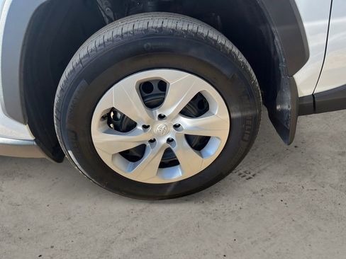 Used 2025 Toyota RAV4 LE FWD image 9