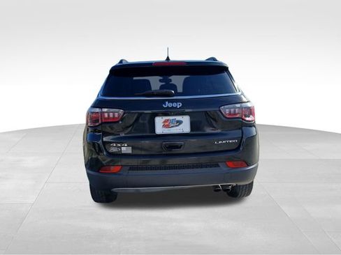 Used 2018 Jeep Compass Limited image 4