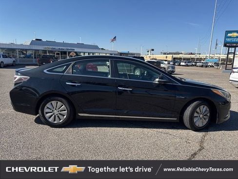 Used 2016 Hyundai Sonata SE image 5