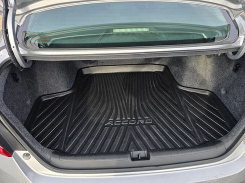 Used 2020 Honda Accord LX image 28