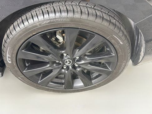 Used 2024 MAZDA MAZDA3 s FWD image 11