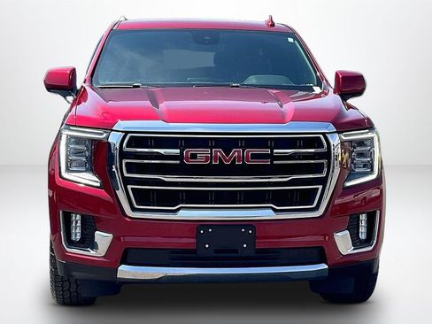 Used 2023 GMC Yukon XL SLT AWD/4WD image 2