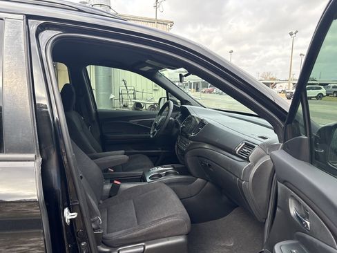 Used 2022 Honda Pilot Sport image 12