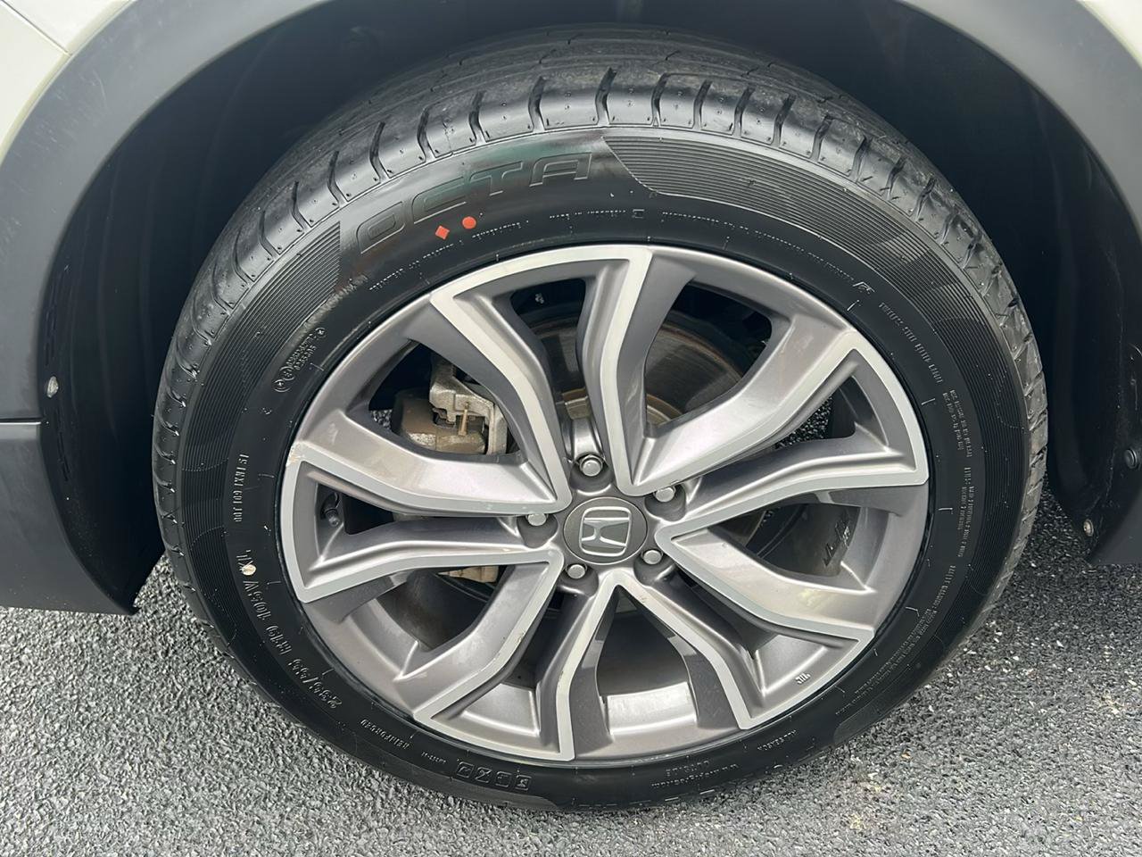 Used 2020 Honda CR-V Touring image 10