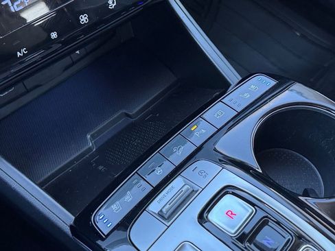 Used 2024 Hyundai Tucson Limited image 27