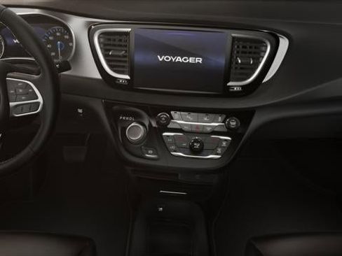 New 2026 Chrysler Voyager LX image 5