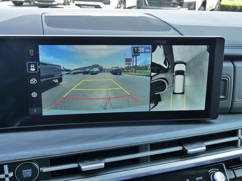 Used 2025 Hyundai Santa Fe Limited FWD image 36