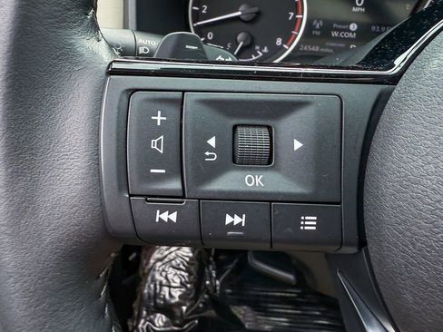 Certified 2023 Nissan Rogue SL FWD image 26