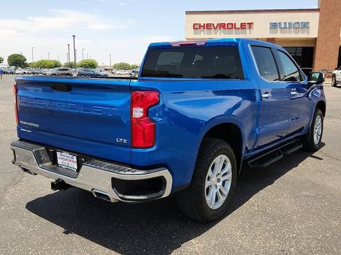 Used 2022 Chevrolet Silverado 1500 LTZ w/ Z71 Off-Road Package AWD/4WD image 4