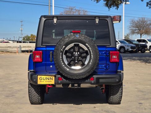 Used 2018 Jeep Wrangler Unlimited Rubicon w/ Dual Top Group image 4