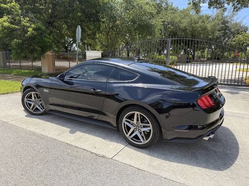 Used 2021 Ford Mustang GT RWD image 17