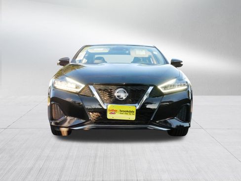 Used 2023 Nissan Maxima SV w/ Floor Mat Group image 2