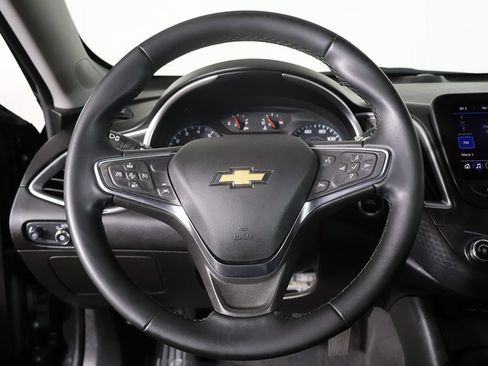 Used 2024 Chevrolet Malibu RS FWD image 33