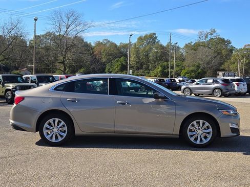 Used 2024 Chevrolet Malibu LT image 5