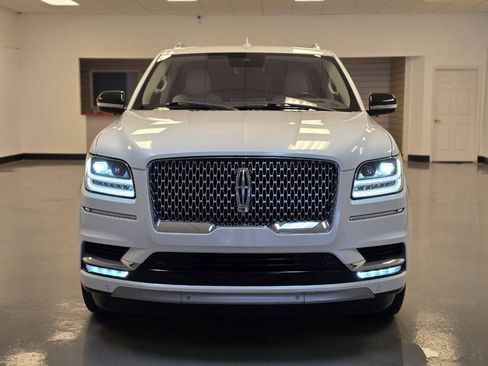 Used 2019 Lincoln Navigator Reserve AWD/4WD image 4