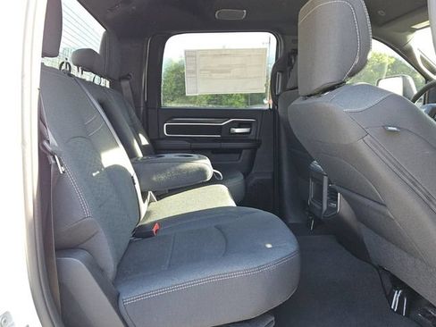New 2026 RAM 2500 Big Horn AWD/4WD image 14