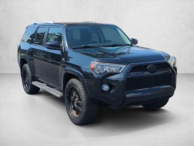 Used 2018 Toyota 4Runner SR5 RWD image 3
