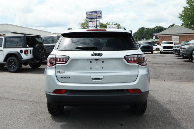 New 2026 Jeep Compass Latitude AWD/4WD image 7