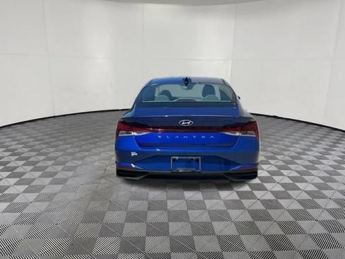 Certified 2023 Hyundai Elantra SEL FWD image 10