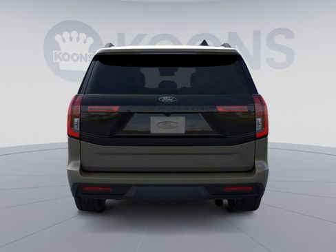 New 2026 Ford Expedition Tremor image 7