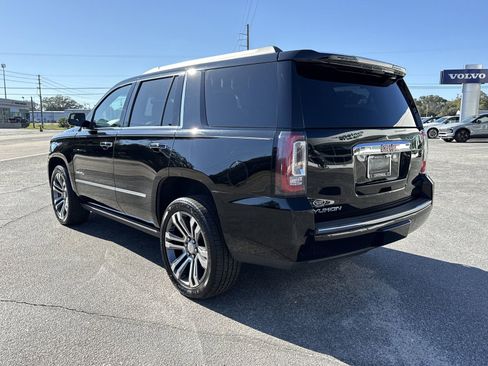 Used 2018 GMC Yukon Denali w/ Denali Ultimate Package image 3