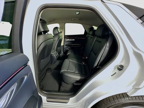 New 2026 Genesis GV70 2.5T AWD/4WD image 17