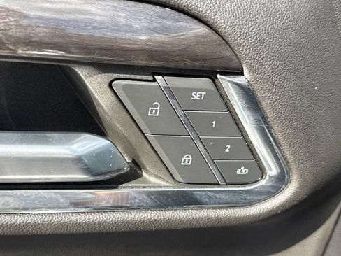 Used 2023 Chevrolet Silverado 1500 LTZ AWD/4WD image 24