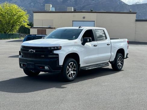 Used 2019 Chevrolet Silverado 1500 LT Trail Boss AWD/4WD image 9