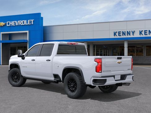 New 2026 Chevrolet Silverado 2500 ZR2 AWD/4WD image 3
