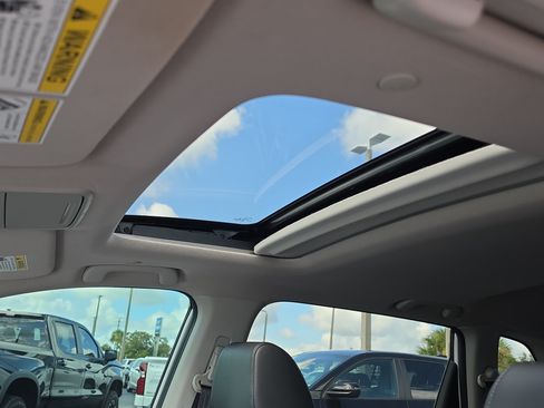 Used 2024 Honda CR-V EX-L image 30
