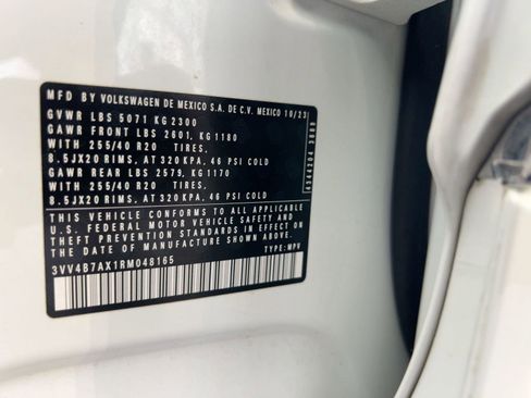 Used 2024 Volkswagen Tiguan SEL R-Line image 21