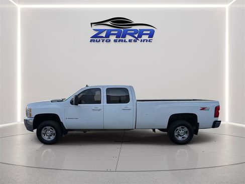 Used 2008 Chevrolet Silverado 2500 LTZ w/ Safety Package AWD/4WD image 4