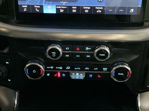 Used 2025 Ford F150 Lariat w/ Equipment Group 501A Mid AWD/4WD image 22